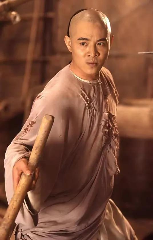 吴京接棒李连杰成国际武联形象大使 武术传承新篇章