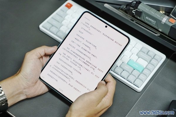 首款骁龙8 Gen5小平板！OPPO Pad Mini图赏